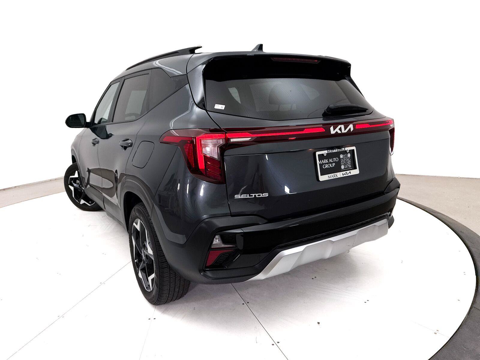 Used 2025 Kia Seltos S FWD image 7