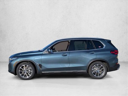 New 2026 BMW X5 xDrive50e AWD/4WD image 5