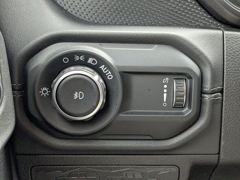 Used 2024 Jeep Wrangler Unlimited Rubicon image 20