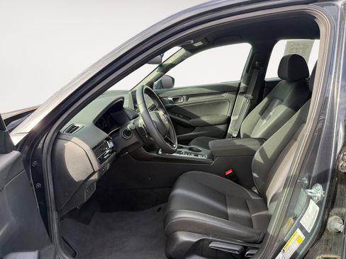 Certified 2025 Honda Civic Sport image 10