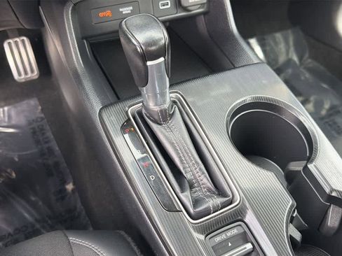 Used 2023 Honda Civic Sport image 17