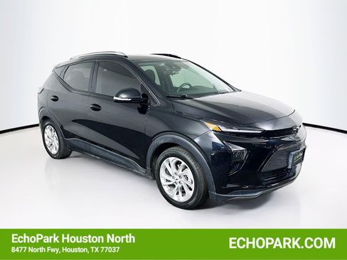 Used 2023 Chevrolet Bolt EUV LT w/ Driver Confidence Package FWD image 1