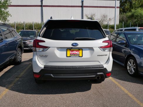 Used 2020 Subaru Forester Limited w/ Popular Package #3 AWD/4WD image 6
