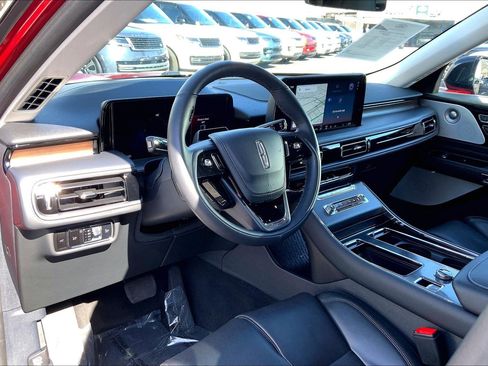 Used 2025 Lincoln Aviator Reserve w/ Equipment Group 201A image 16