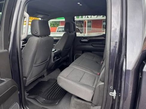 Used 2023 Chevrolet Silverado 1500 RST w/ Max Trailering Package AWD/4WD image 8