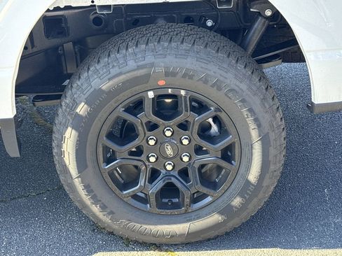 New 2025 Ford F150 Lariat image 19