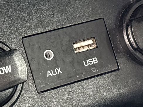 Used 2019 Hyundai Elantra SE w/ Cargo Package image 34