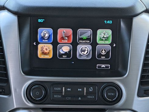 Used 2017 GMC Yukon XL SLT image 16