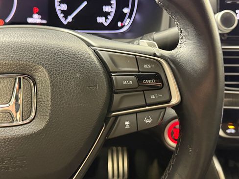 Used 2018 Honda Accord Sport image 22