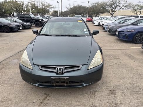 Used 2005 Honda Accord LX image 2