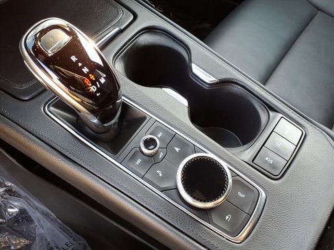 Used 2023 Cadillac XT4 Sport image 17