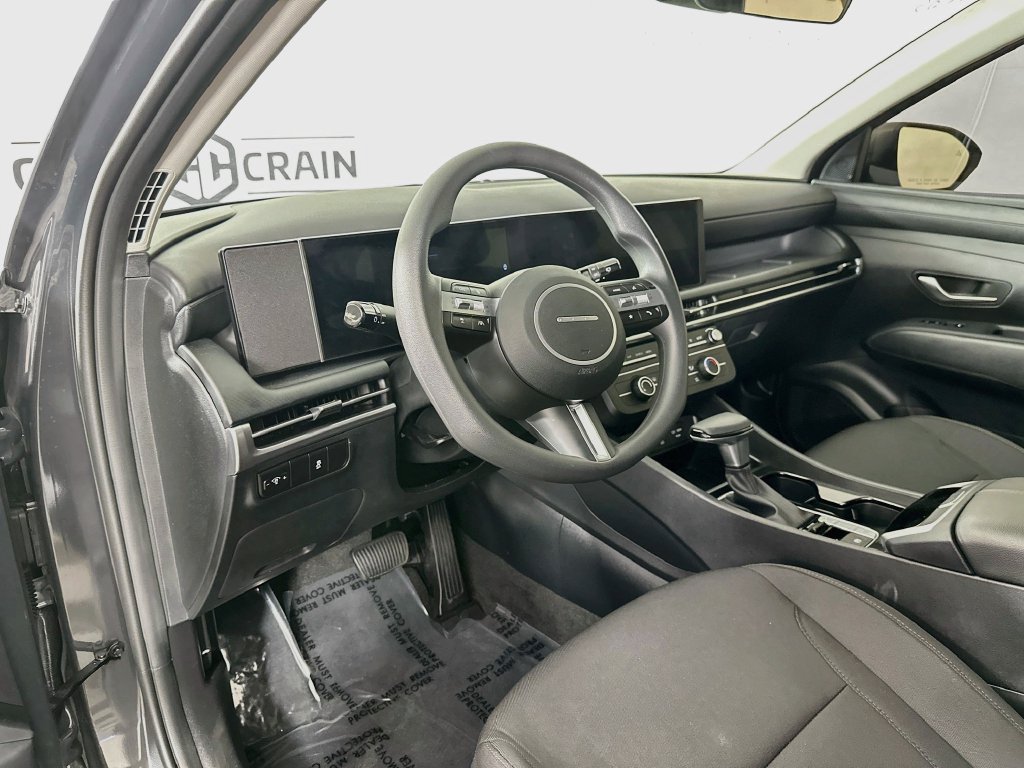 Used 2026 Hyundai Tucson SE FWD image 12