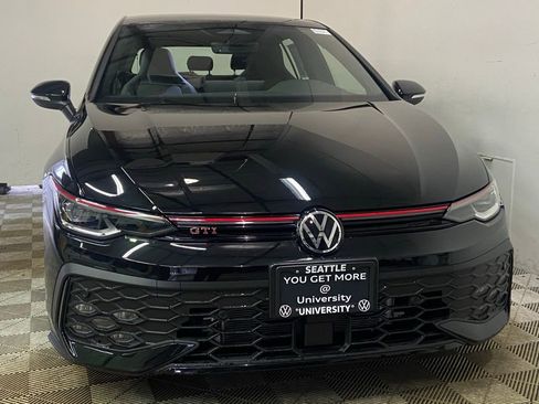 New 2026 Volkswagen GTI SE image 2