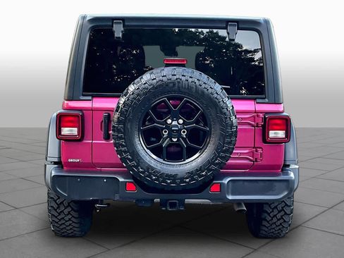 Used 2024 Jeep Wrangler Unlimited Sport AWD/4WD image 5