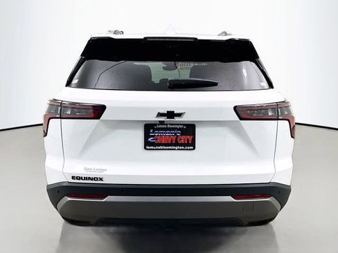 New 2026 Chevrolet Equinox LT image 7