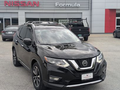 Used 2018 Nissan Rogue SL w/ Premium Package