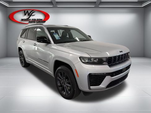 New 2026 Jeep Grand Cherokee L Limited AWD/4WD image 3