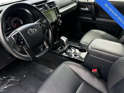 Used 2024 Toyota 4Runner TRD Off-Road Premium w/ Moonroof Package AWD/4WD image 10