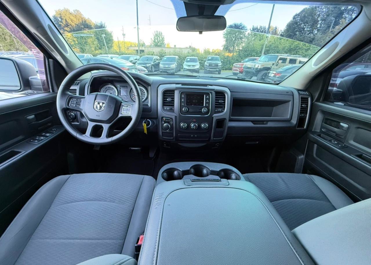 Used 2018 RAM 1500 Express w/ Express Value Package RWD image 2