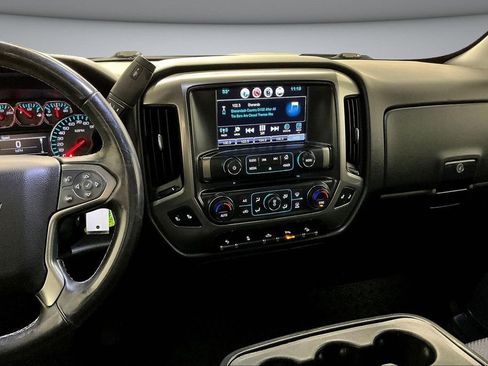 Used 2018 Chevrolet Silverado 1500 LT w/ All Star Edition image 10