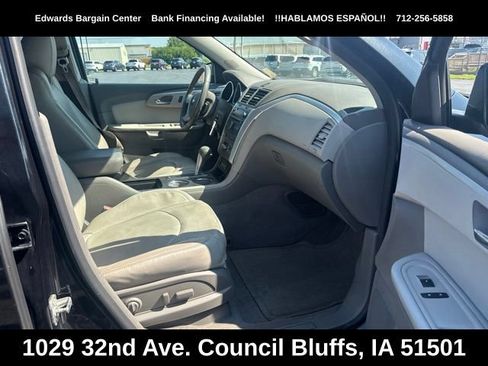 Used 2012 Chevrolet Traverse LT AWD/4WD image 10