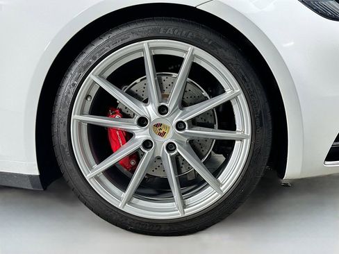 Used 2022 Porsche 911 Targa 4S image 32