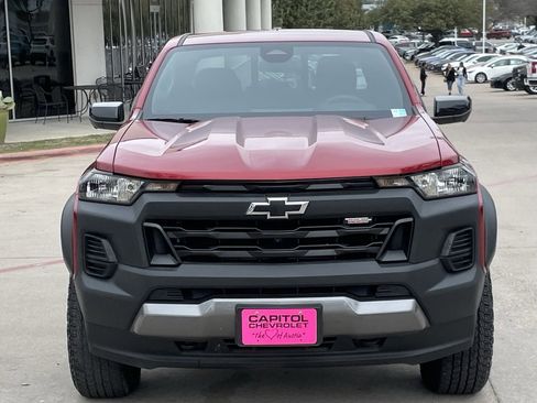 Used 2024 Chevrolet Colorado Trail Boss w/ Technology Package image 6