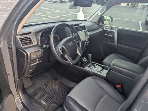 Used 2024 Toyota 4Runner SR5 Premium w/ Moonroof Package AWD/4WD image 11