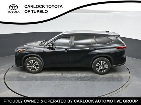 Used 2023 Toyota Highlander XLE image 39