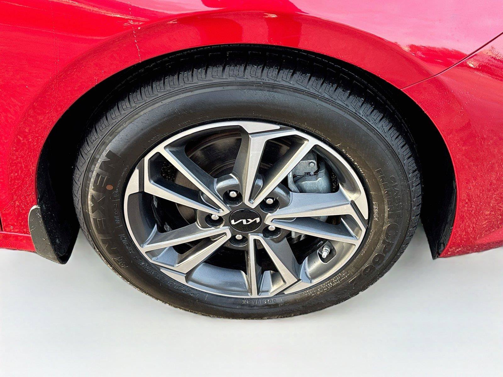 Used 2022 Kia Forte LXS w/ LXS Technology Package FWD image 28
