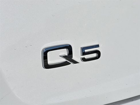 Certified 2024 Audi Q5 e Prestige image 15