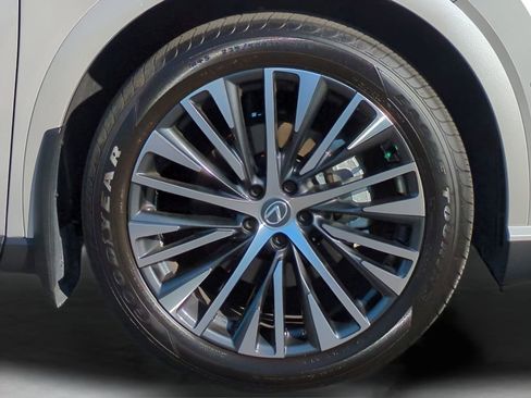 Used 2024 Lexus RX 350 Premium Plus w/ Convenience Package image 10