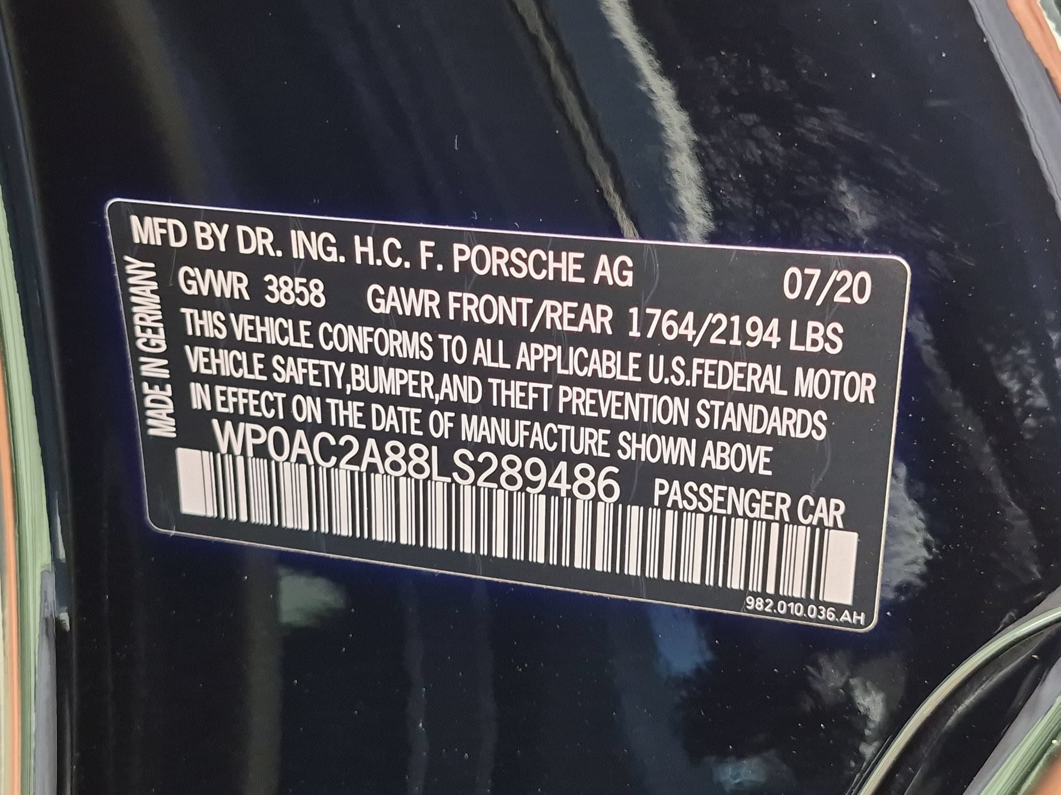 Certified 2020 Porsche 718 Cayman GT4 RWD image 30