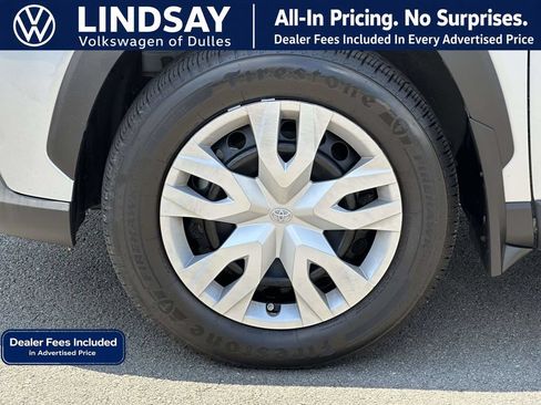 Used 2022 Toyota Corolla Cross L AWD/4WD image 8