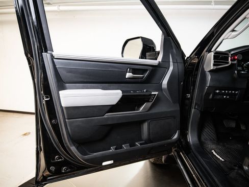 Used 2024 Toyota Tundra Limited AWD/4WD image 13