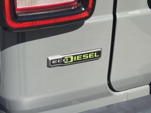 Used 2021 Jeep Wrangler Unlimited Rubicon image 31