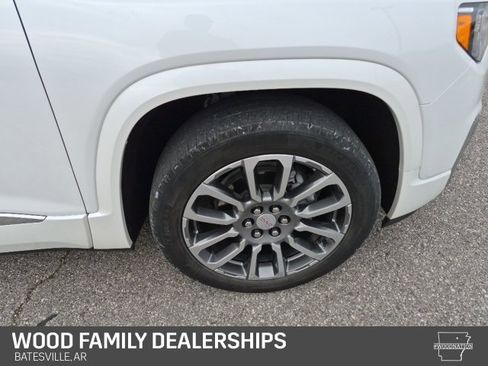 Used 2022 GMC Acadia Denali w/ Denali Ultimate Package image 28