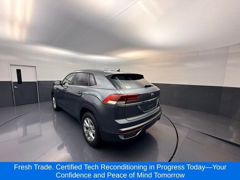 Used 2021 Volkswagen Atlas Cross Sport S AWD/4WD image 3