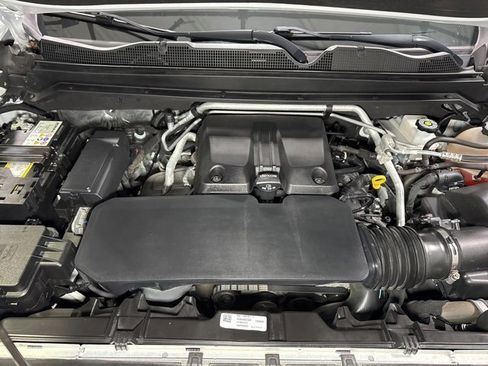 Used 2023 Chevrolet Colorado Z71 w/ Z71 Convenience Package 2 image 6