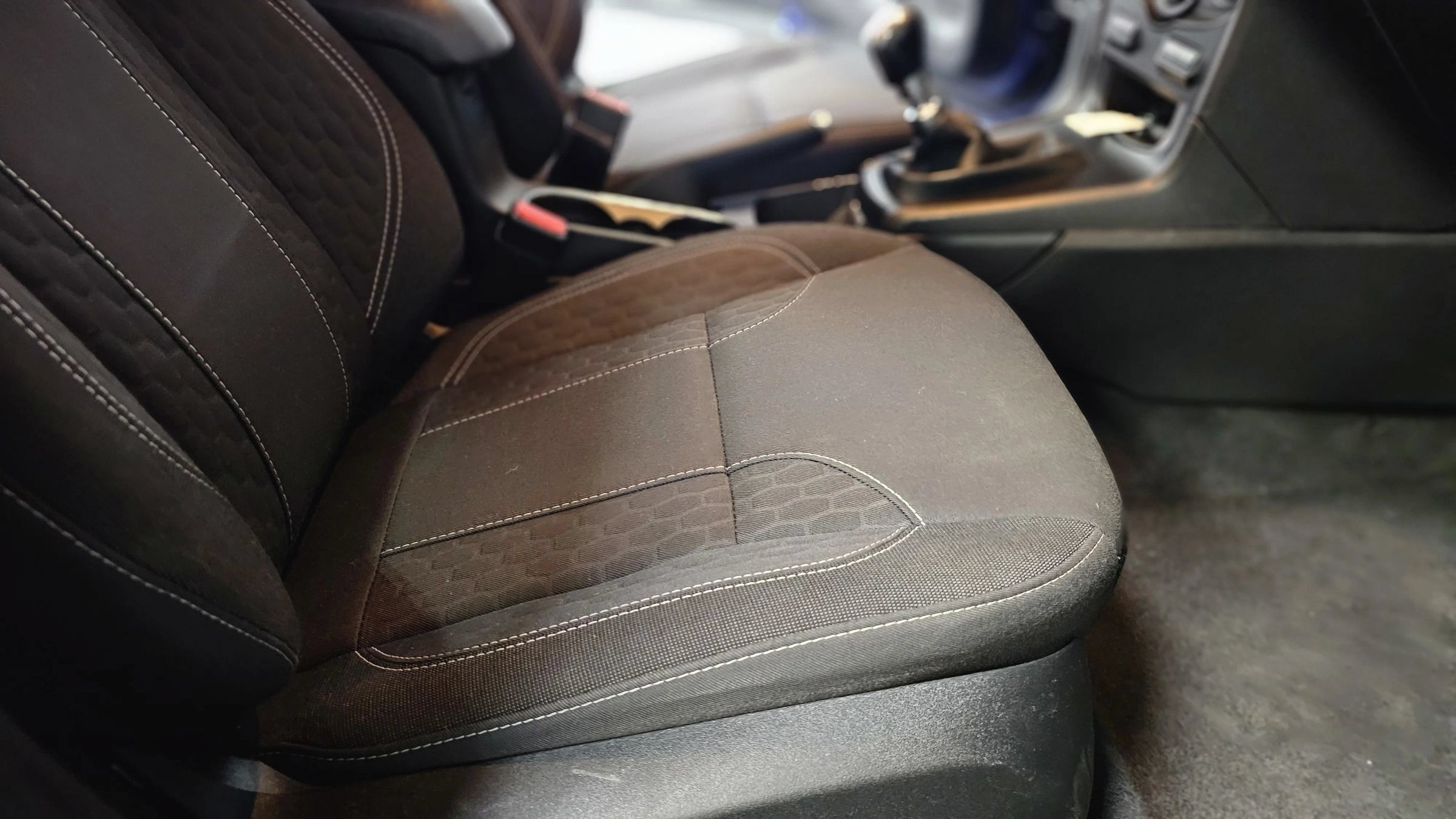 Used 2016 Ford Fiesta ST FWD image 36