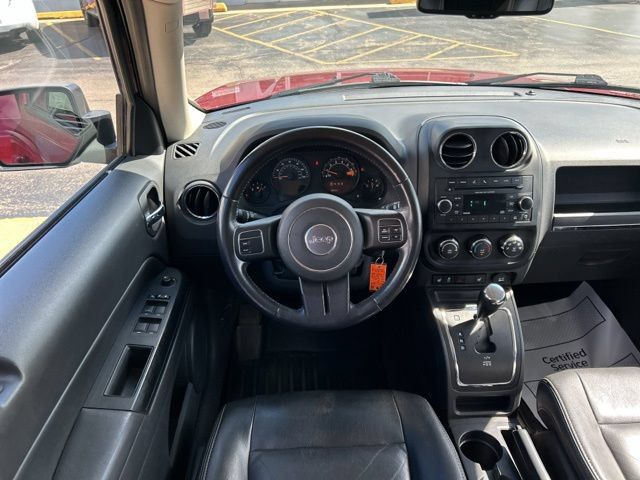 Used 2017 Jeep Patriot High Altitude AWD/4WD image 22