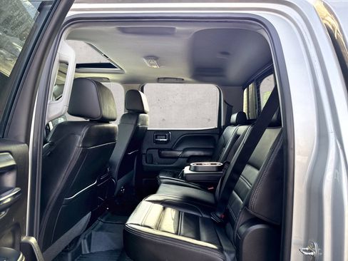 Used 2019 GMC Sierra 2500 Denali w/ Duramax Plus Package image 9