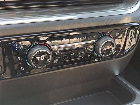 Used 2025 Chevrolet Silverado 1500 High Country w/ Technology Package image 18