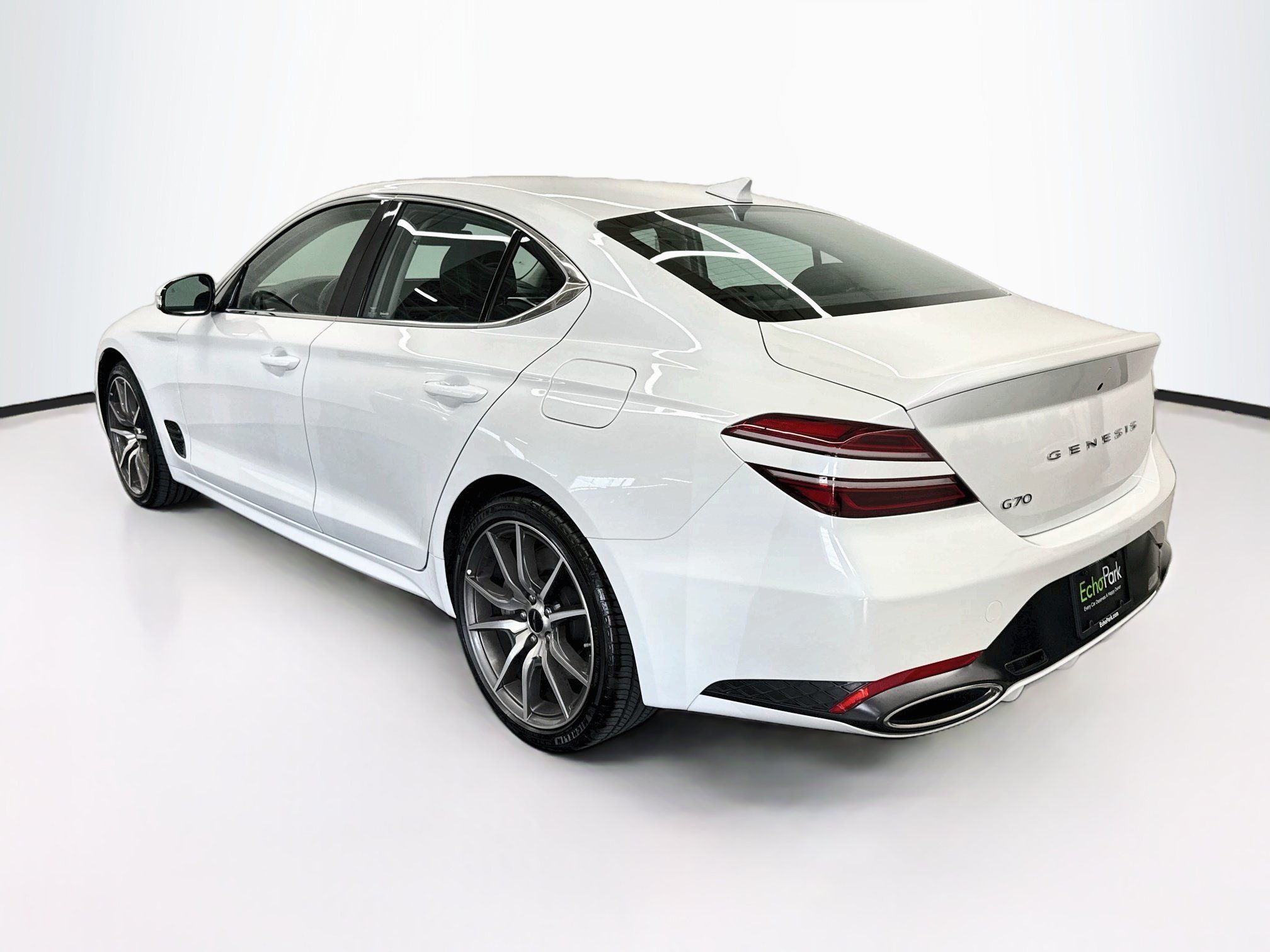 Used 2026 Genesis G70 2.5T RWD image 5