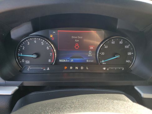 Used 2022 Ford Explorer XLT w/ Equipment Group 202A image 30