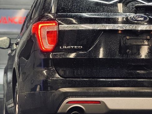 Used 2017 Ford Explorer Limited w/ Equipment Group 303A image 12