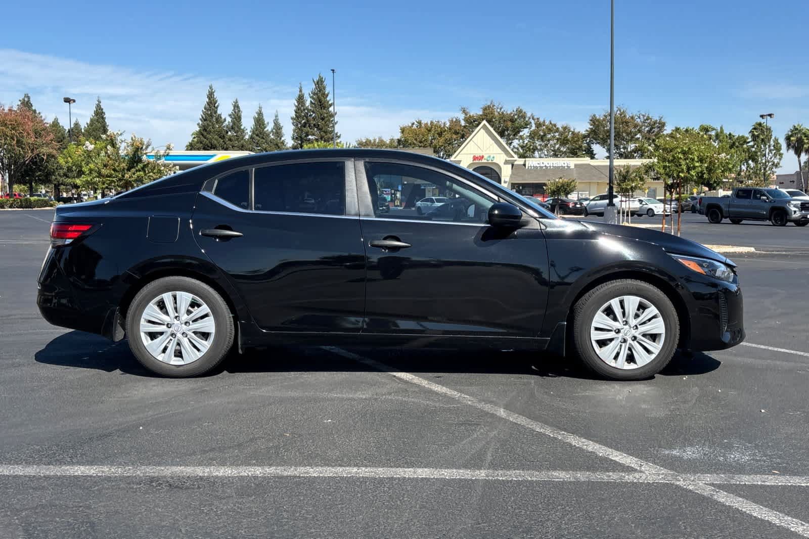 Certified 2024 Nissan Sentra S FWD image 8