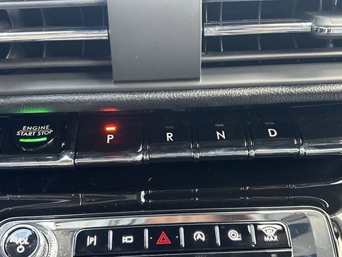 Used 2025 Lincoln Corsair FWD w/ Equipment Group 101A image 19