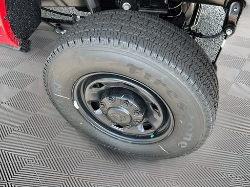 New 2026 RAM 2500 Tradesman AWD/4WD image 34