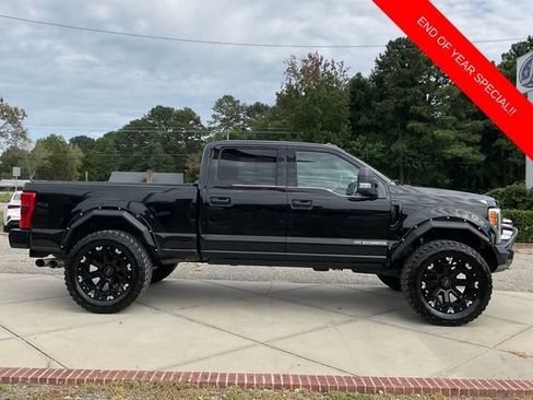 Used 2017 Ford F250 Platinum w/ Platinum Ultimate Package image 8